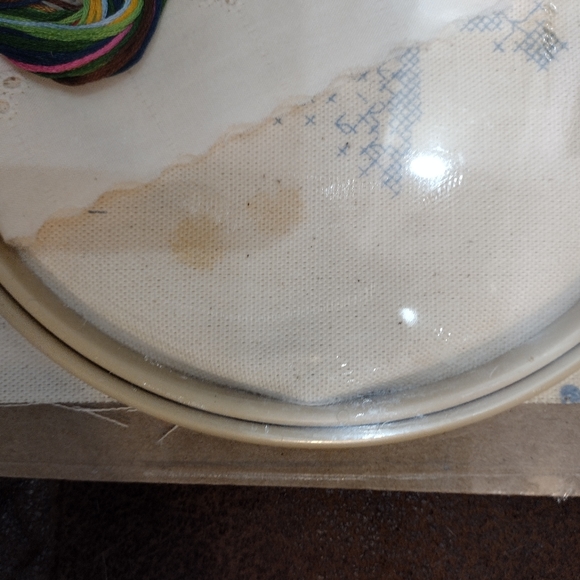 DESIGNS FOR THE NEEDLE STAMPED Cross Stitch Kit 7" HOOP FRIENDS Panda Bear #3701 - Picture 7 of 11